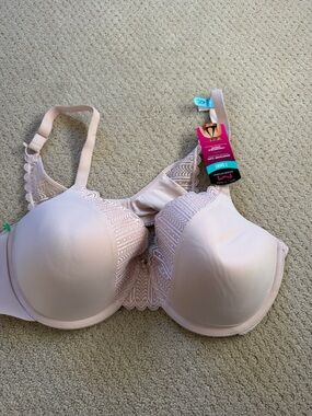 Maidenform Pale Pink Lace-Back T-Shirt Underwire Bra